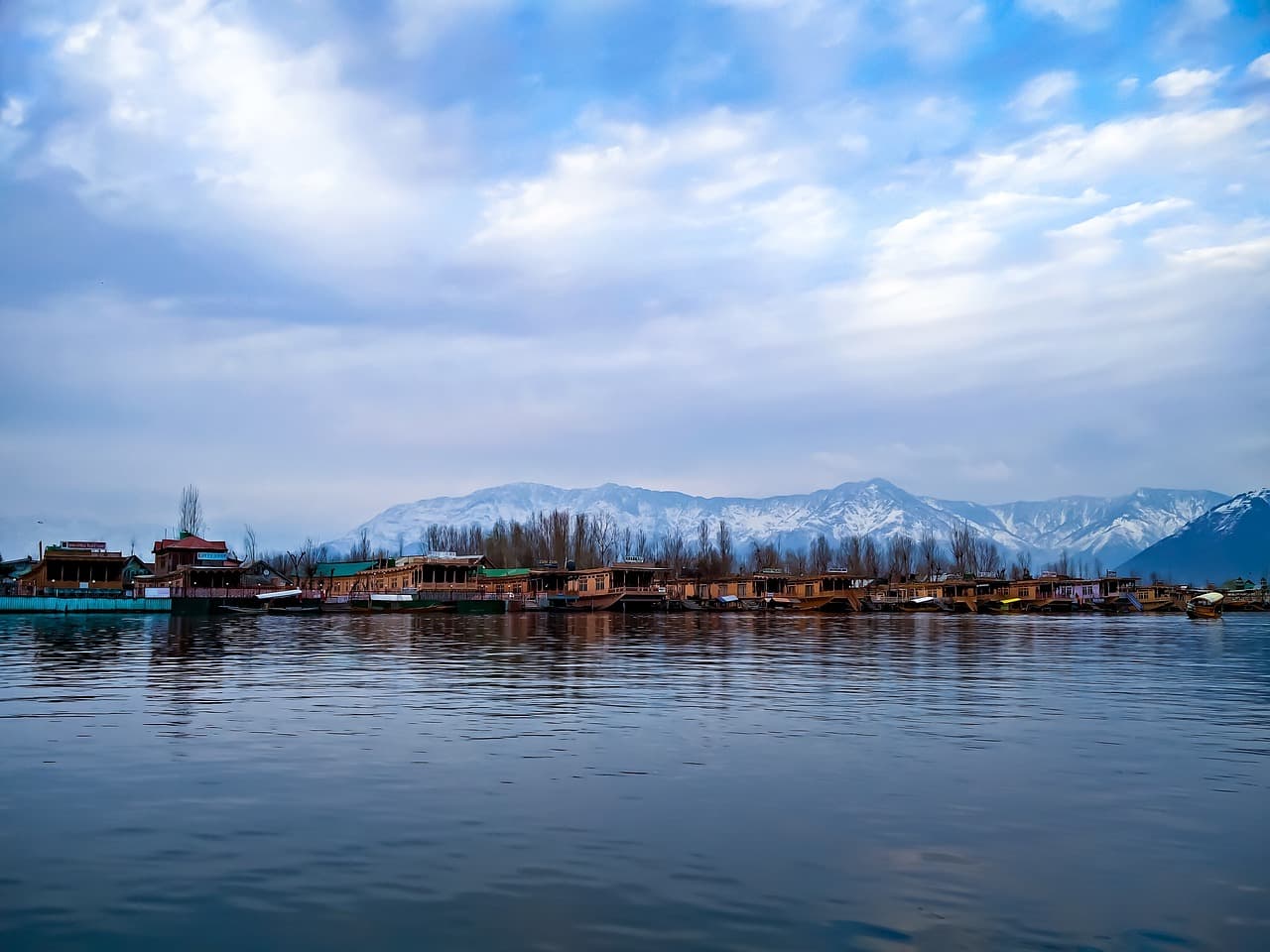 Mystical Kashmir - Houseboat & Dal Lake Special