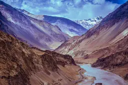 Sinthan Top in Summer 2027: The Kashmir Drive Most Visitors Never Make