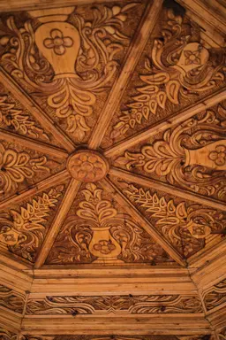 Khatamband: Kashmir's Interlocking Wood Ceiling Art and Where to See It