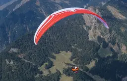Paragliding in Kashmir: Gulmarg, Pahalgam & Srinagar Guide 2026-27