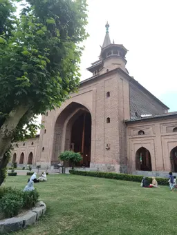 Srinagar Old City: The Walking Tour Nobody Gives You