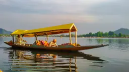 Kashmir with Kids: The Complete Family Travel Guide 2026-27