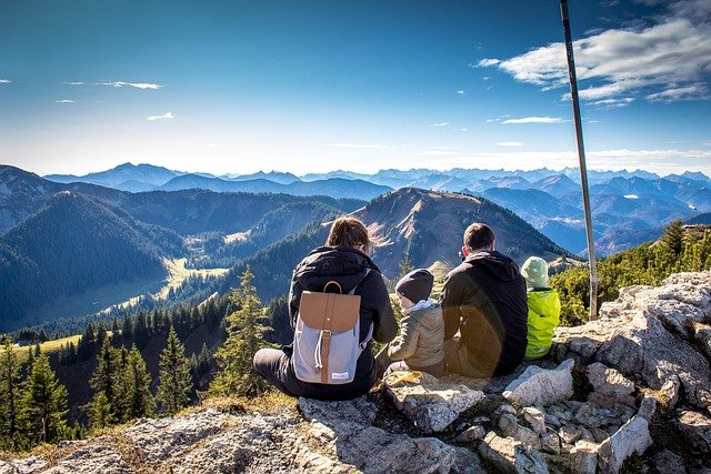 Kashmir Family Trip Offers: Real Discounts on Family Packages