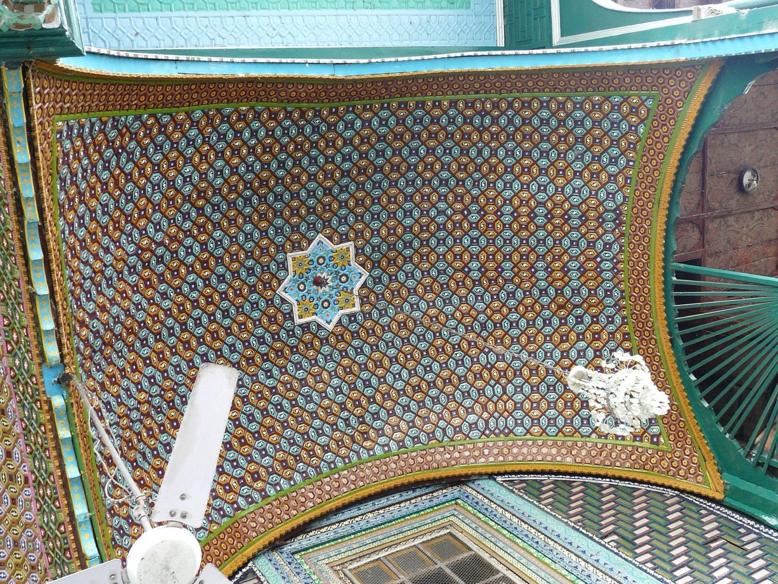 Khatamband: Kashmir's Interlocking Wood Ceiling Art and Where to See It