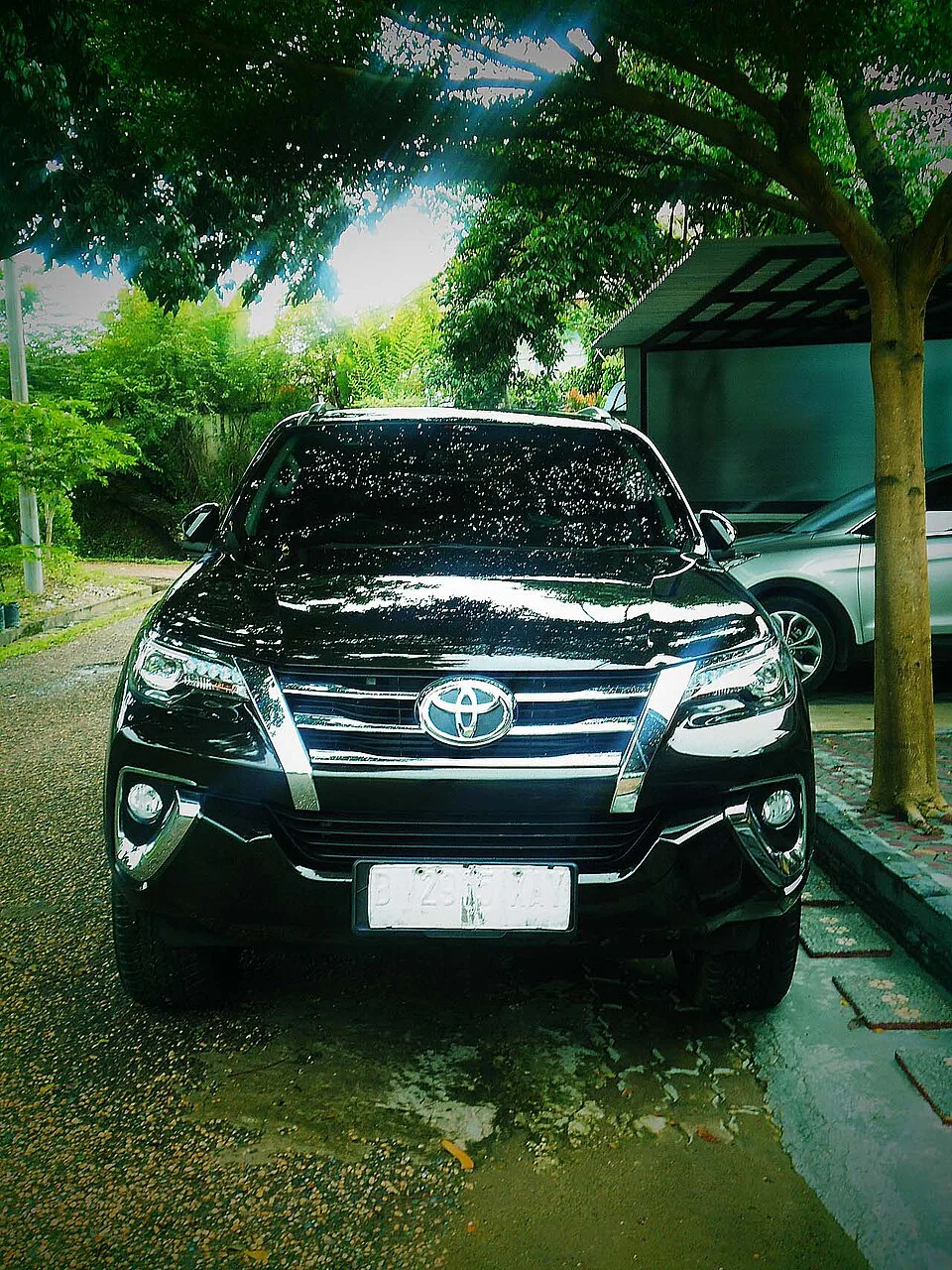 Toyota Fortuner - Luxury SUV
